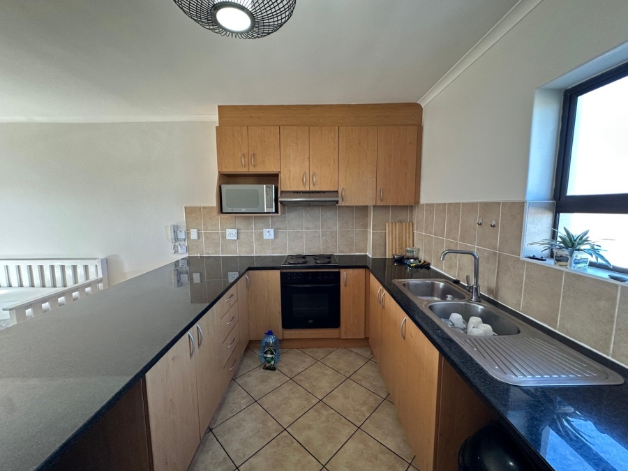 2 Bedroom Property for Sale in Whispering Pines Western Cape